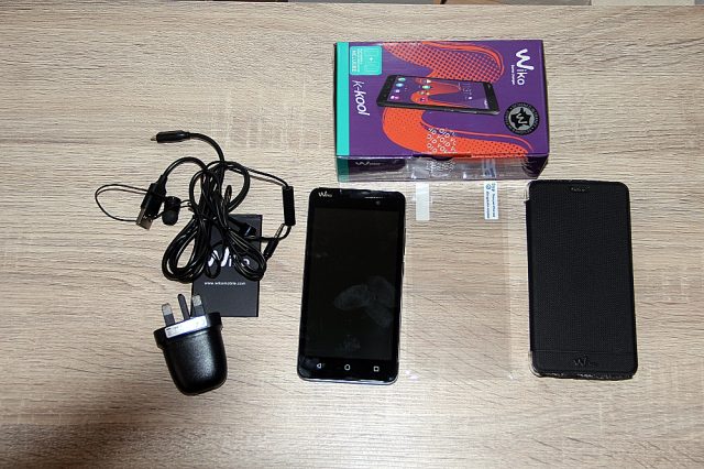 wiko K-kool Box Contents